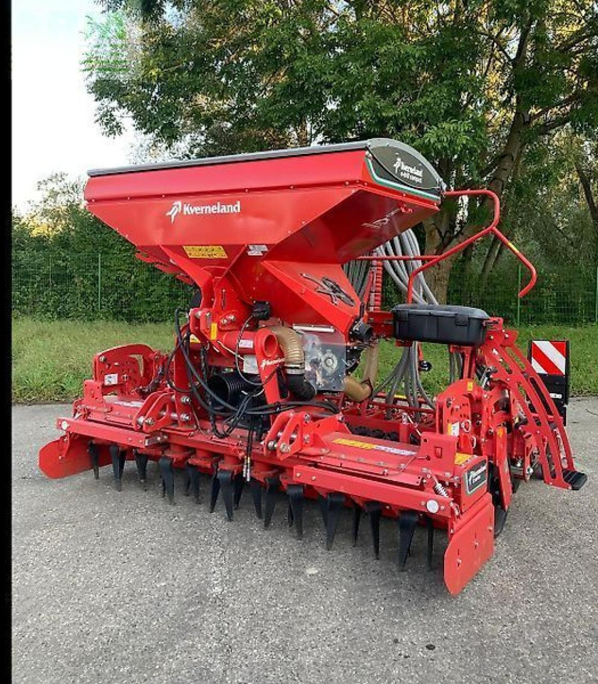 Kverneland e-drill compact - Semoir: photos 1 Kverneland e-drill compact - Semoir: photos 1
