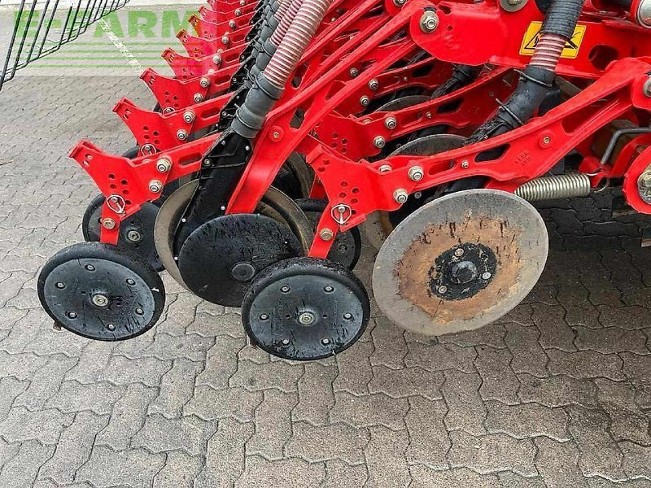 Kverneland e-drill maxi 3m drillkombination - Semoir: photos 4 Kverneland e-drill maxi 3m drillkombination - Semoir: photos 4