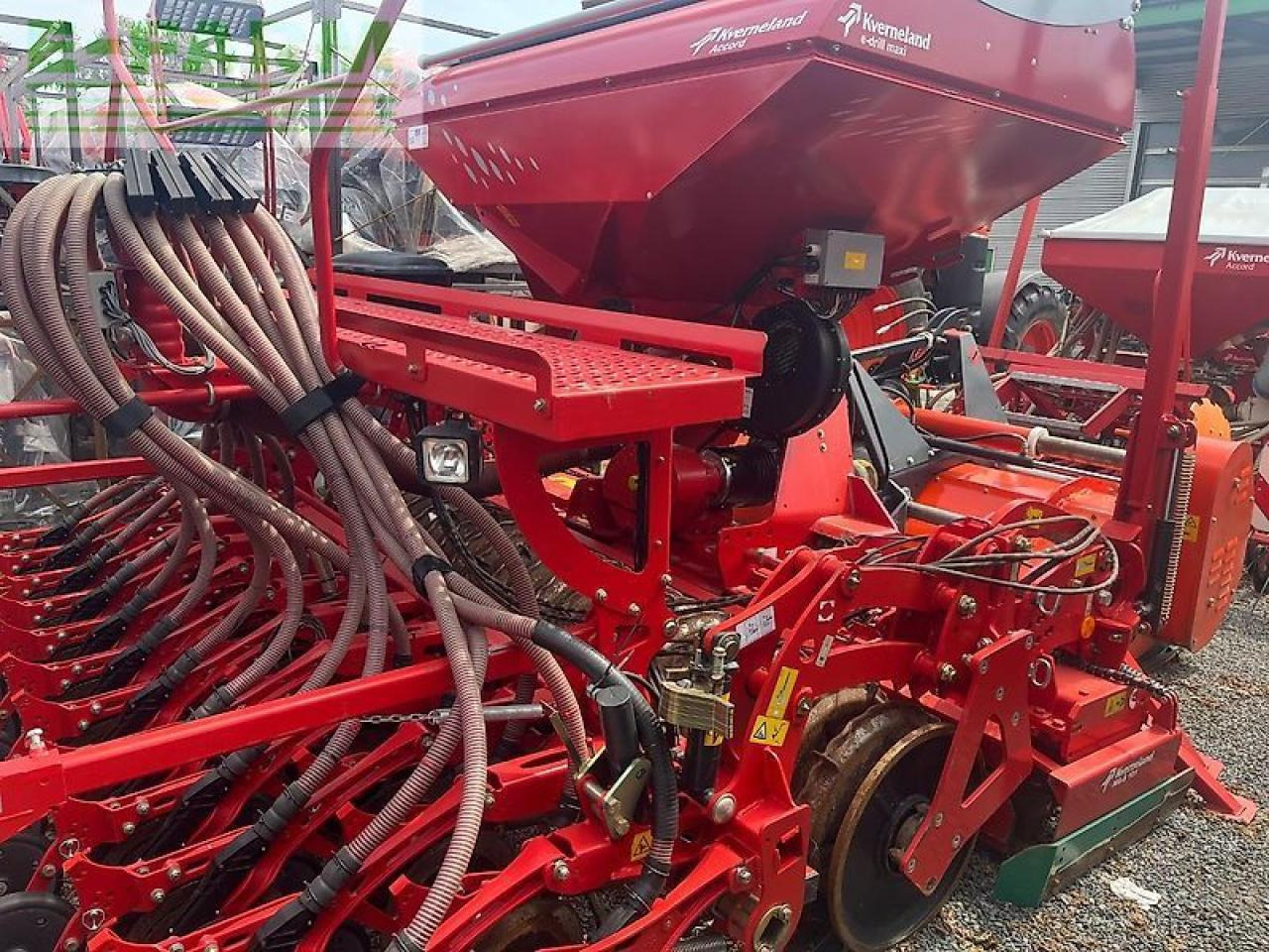 Kverneland e-drill maxi - Semoir: photos 3 Kverneland e-drill maxi - Semoir: photos 3