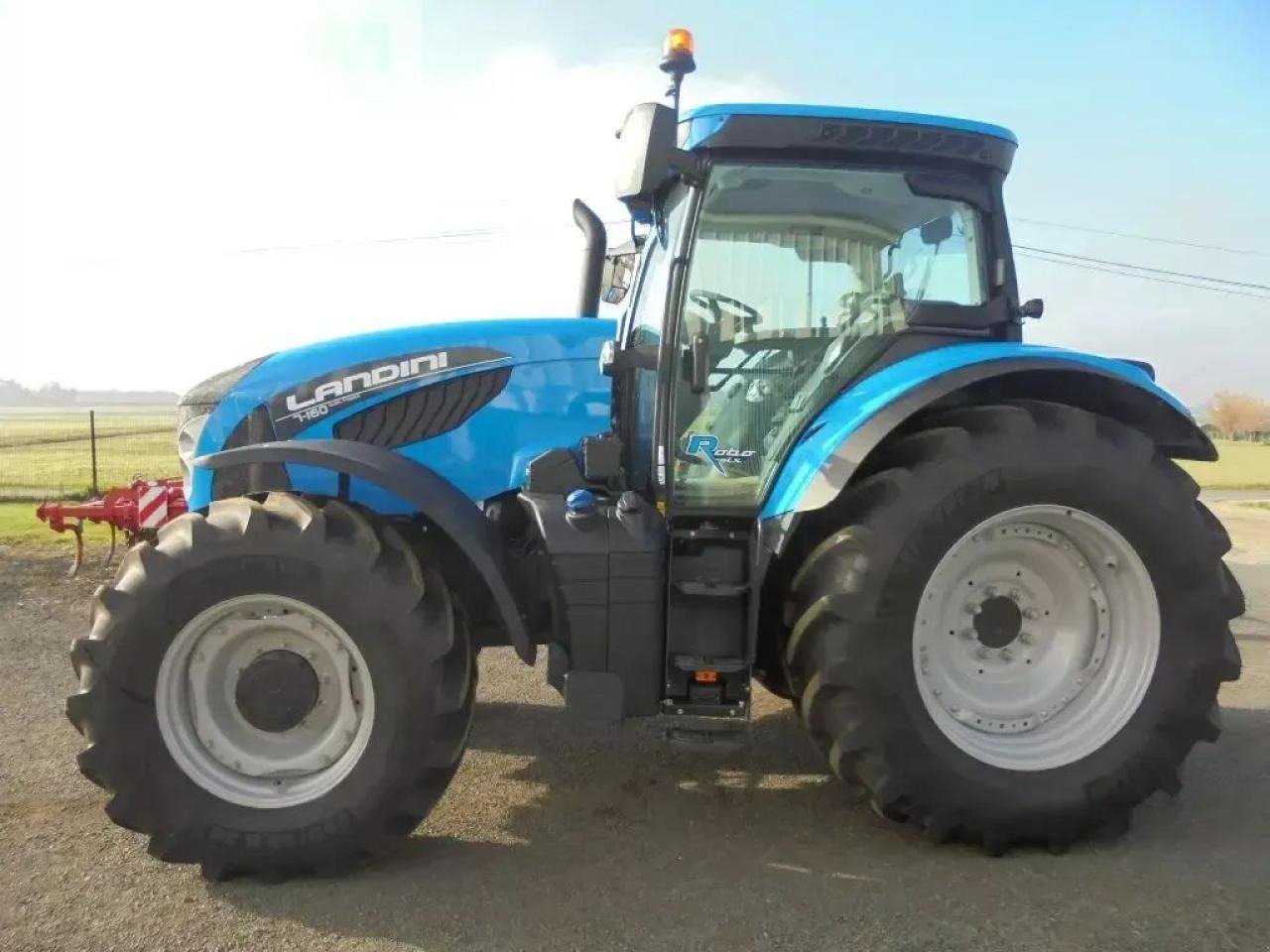 Landini 7-160 dynamic - Tracteur agricole: photos 5 Landini 7-160 dynamic - Tracteur agricole: photos 5