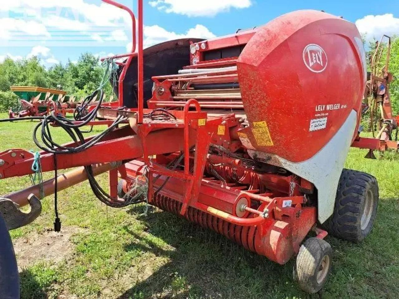 Lely rp 445 - Presse à balles cubiques: photos 3 Lely rp 445 - Presse à balles cubiques: photos 3