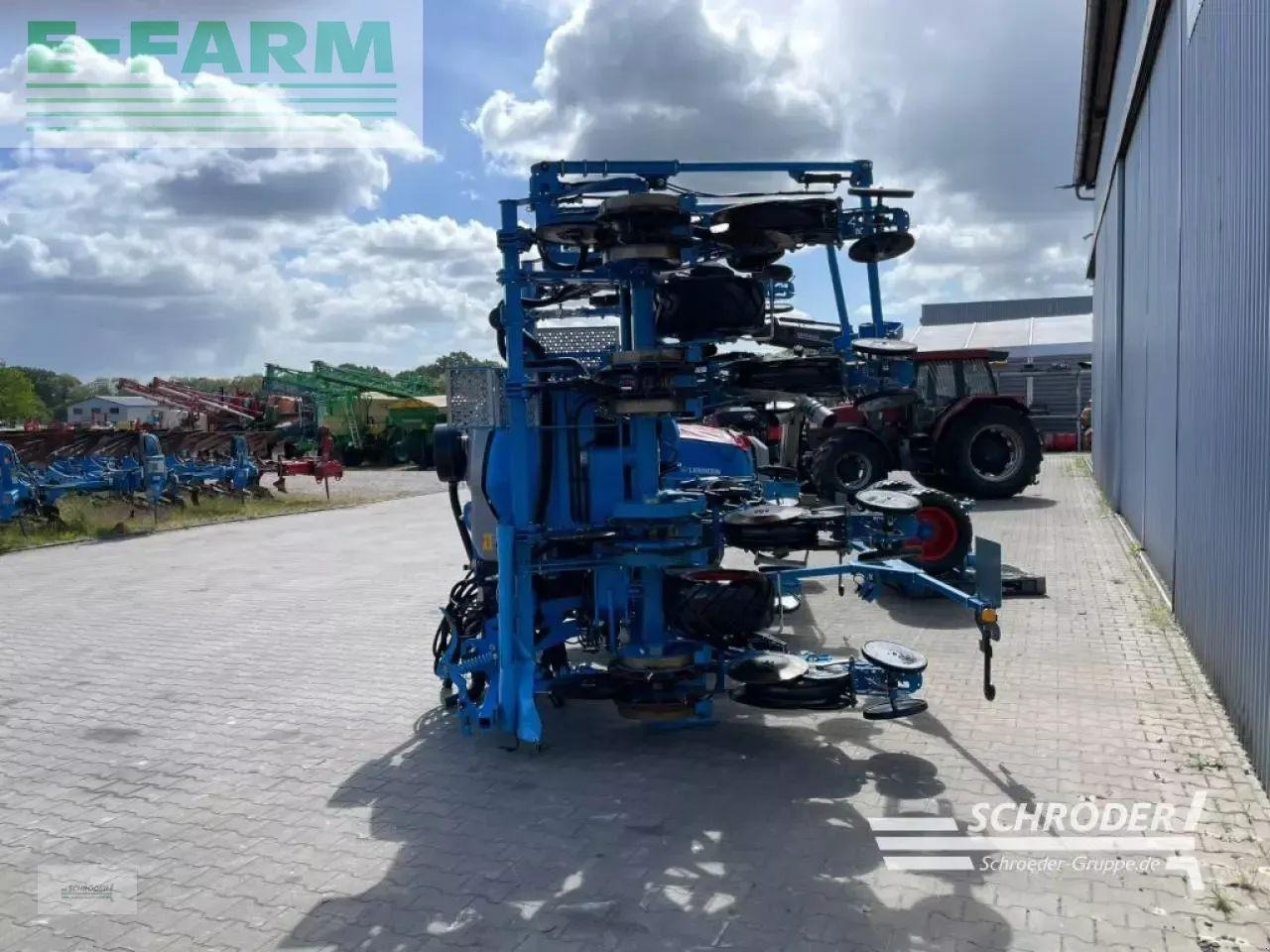 Lemken azurit 9/8.75 k d + solitair 23/1900 - Combiné de semis: photos 5 Lemken azurit 9/8.75 k d + solitair 23/1900 - Combiné de semis: photos 5