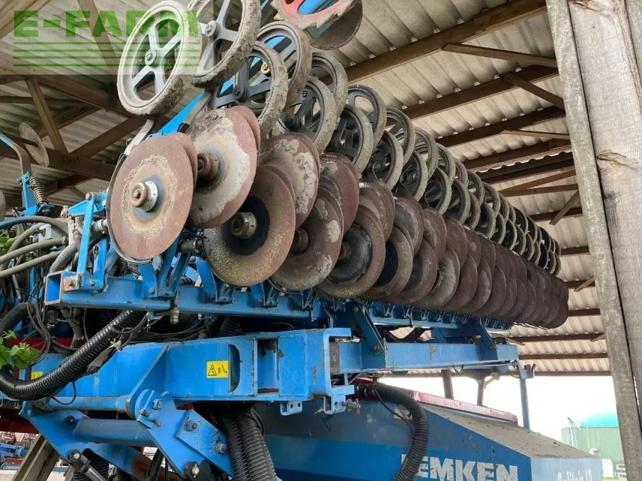 Lemken solitair 12/900 k-ds - Semoir: photos 5 Lemken solitair 12/900 k-ds - Semoir: photos 5