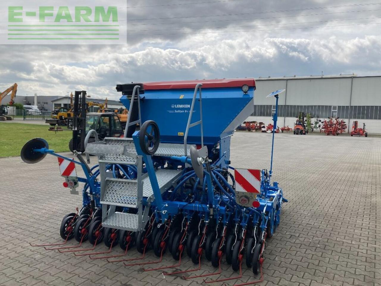 Lemken solitair 9+ / zirkon 12/300 - Semoir: photos 4 Lemken solitair 9+ / zirkon 12/300 - Semoir: photos 4