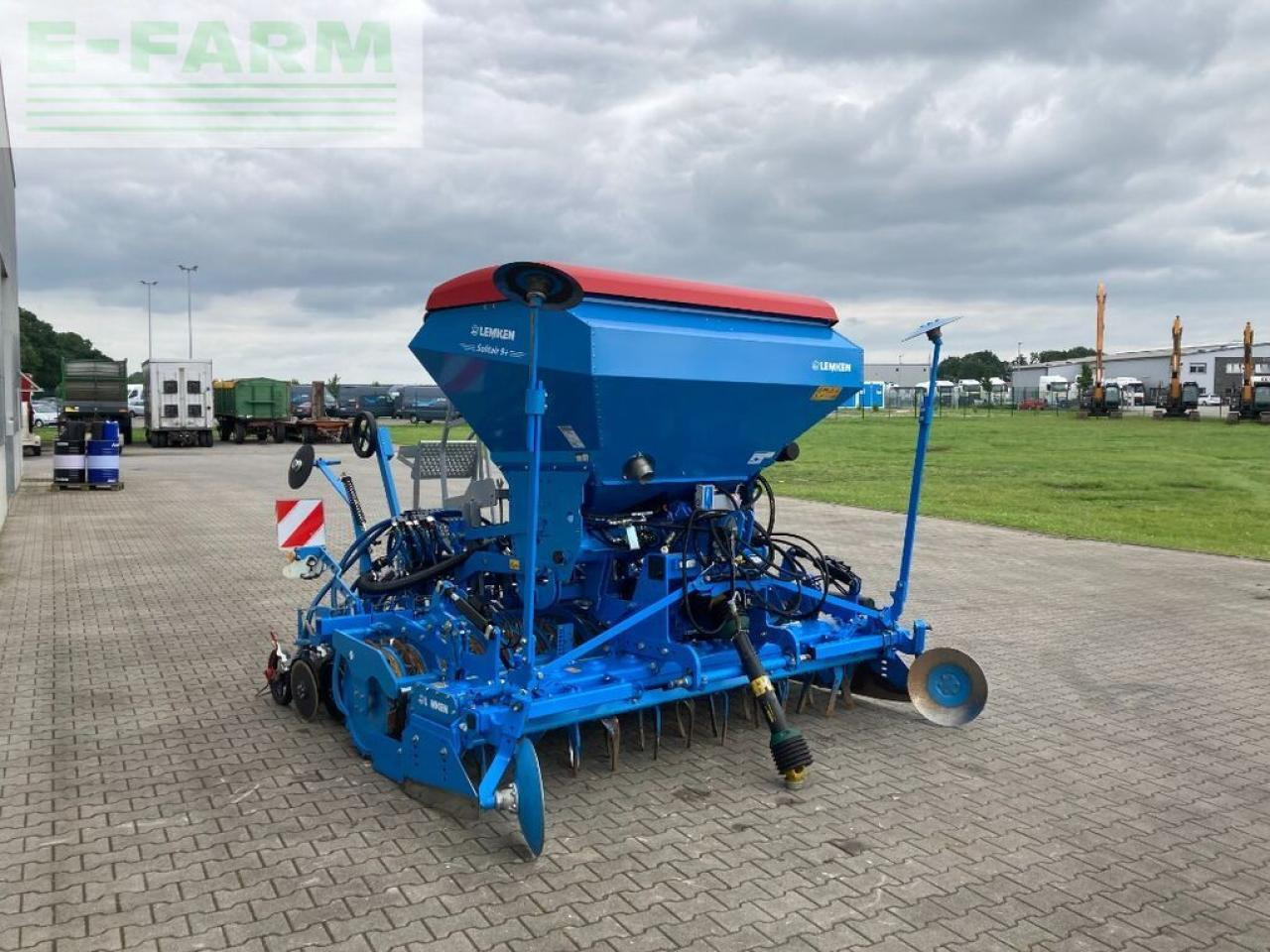 Lemken solitair 9+ / zirkon 12/300 - Semoir: photos 5 Lemken solitair 9+ / zirkon 12/300 - Semoir: photos 5