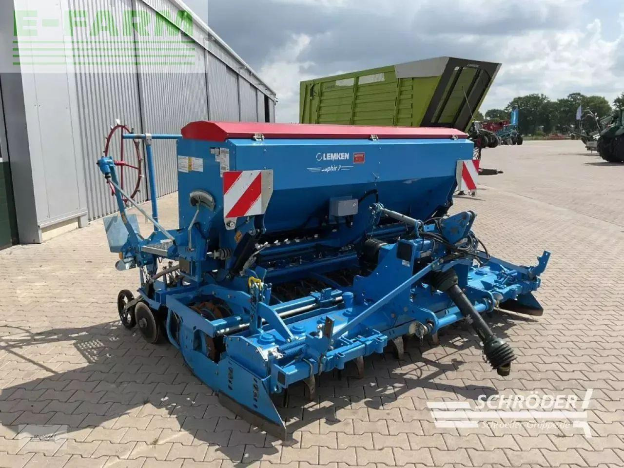 Lemken zirkon 8/300 + saphir 7/300-ds 125 - Combiné de semis: photos 4 Lemken zirkon 8/300 + saphir 7/300-ds 125 - Combiné de semis: photos 4