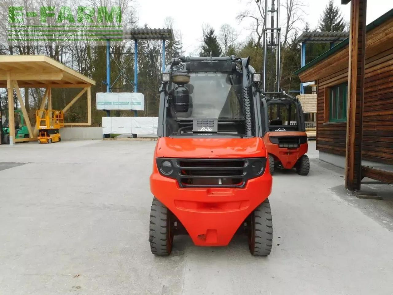 Linde h40d mit vollkabine + rußfilter + seitenschieber - Chariot élévateur: photos 3 Linde h40d mit vollkabine + rußfilter + seitenschieber - Chariot élévateur: photos 3