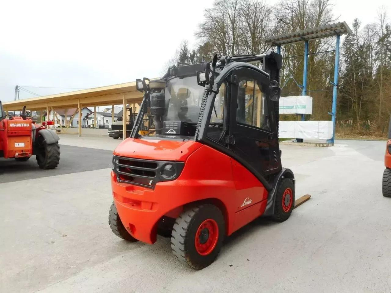 Linde h40d mit vollkabine + rußfilter + seitenschieber - Chariot élévateur: photos 4 Linde h40d mit vollkabine + rußfilter + seitenschieber - Chariot élévateur: photos 4