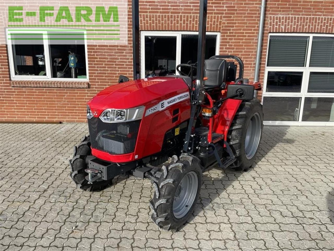 Massey Ferguson 1740e - Tracteur agricole: photos 3 Massey Ferguson 1740e - Tracteur agricole: photos 3
