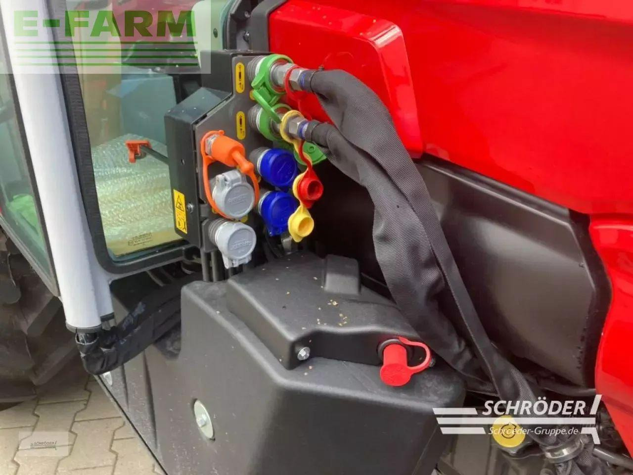 Tracteur agricole Massey Ferguson 3fr.85 cab efficient: photos 16