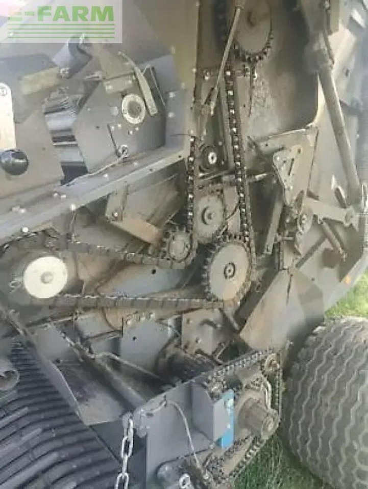 Massey Ferguson 4160v classic - Presse à balles cubiques: photos 3 Massey Ferguson 4160v classic - Presse à balles cubiques: photos 3