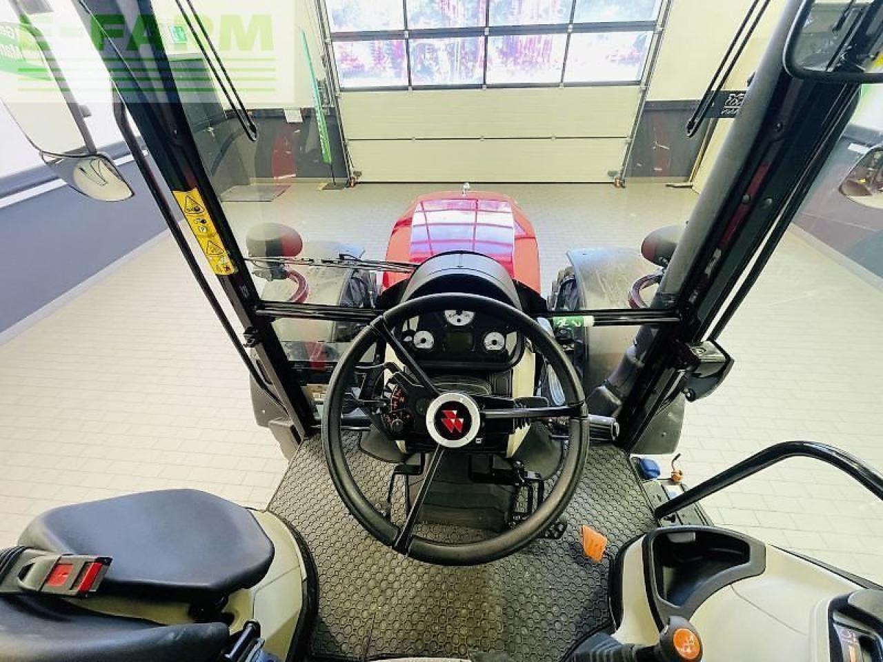 Tracteur agricole Massey Ferguson 4709 m dyna-2 essential: photos 18