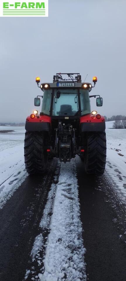 Tracteur agricole Massey Ferguson 5611 Dyna-4 EFFICIENT: photos 7