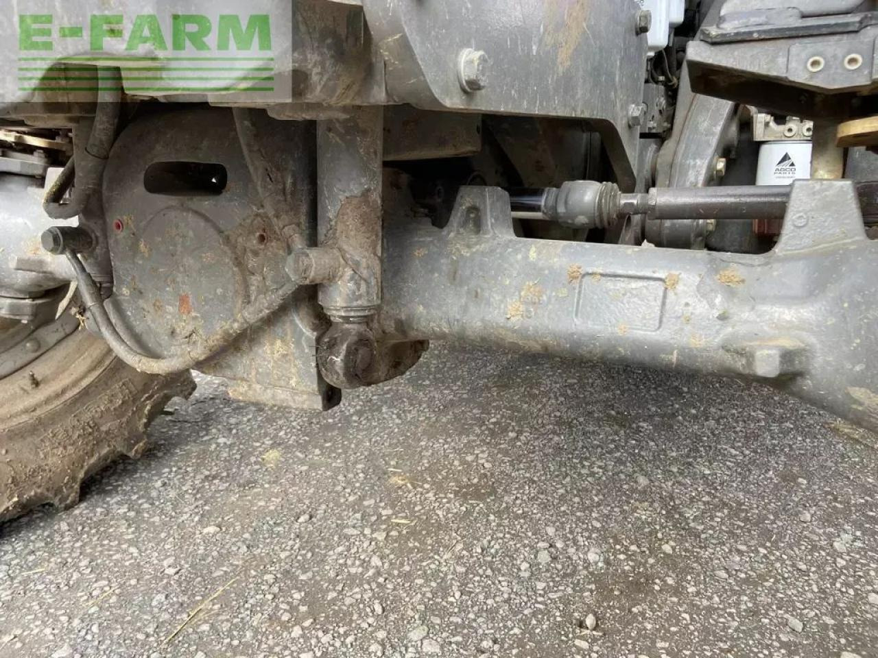 Tracteur agricole Massey Ferguson 5611 dyna-6 essential Essential: photos 8