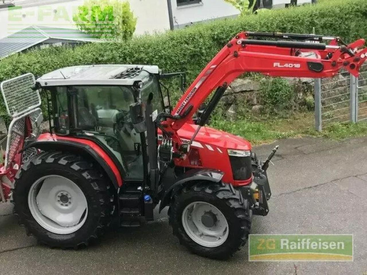 Massey Ferguson 5711 dyna 4 power - Tracteur agricole: photos 1 Massey Ferguson 5711 dyna 4 power - Tracteur agricole: photos 1