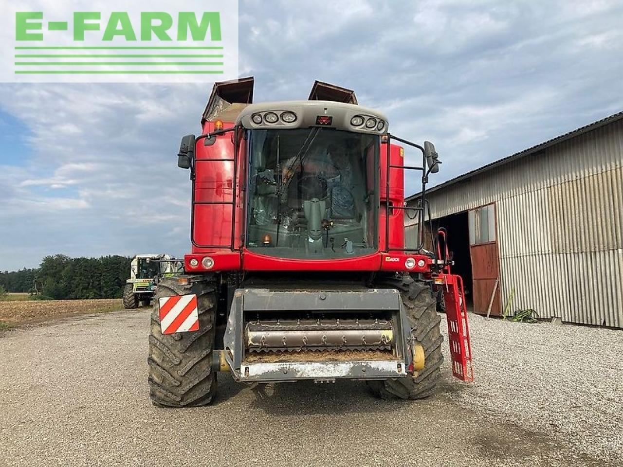 Massey Ferguson beta 7270 - Moissonneuse-batteuse: photos 4 Massey Ferguson beta 7270 - Moissonneuse-batteuse: photos 4