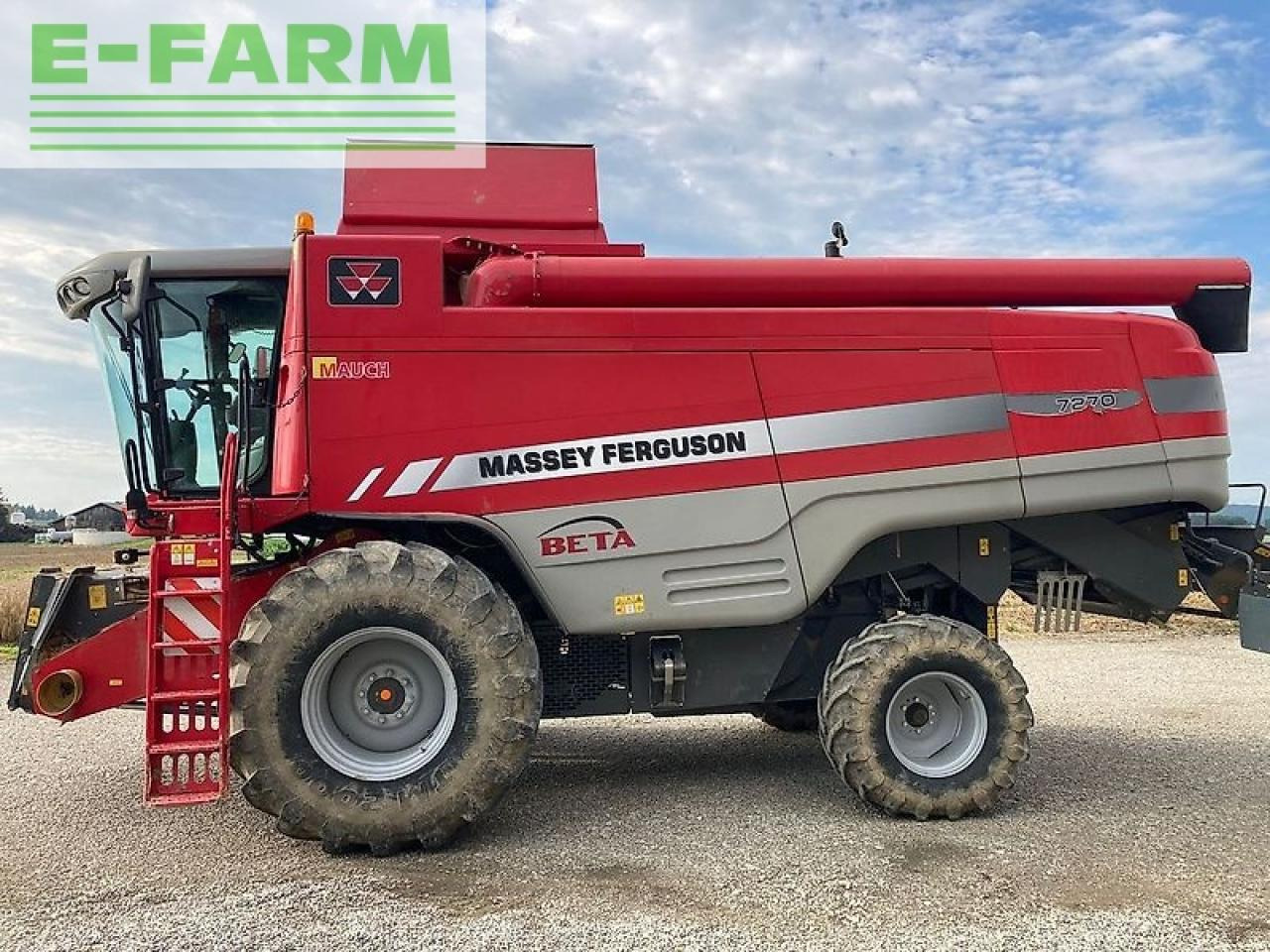 Massey Ferguson beta 7270 - Moissonneuse-batteuse: photos 2 Massey Ferguson beta 7270 - Moissonneuse-batteuse: photos 2