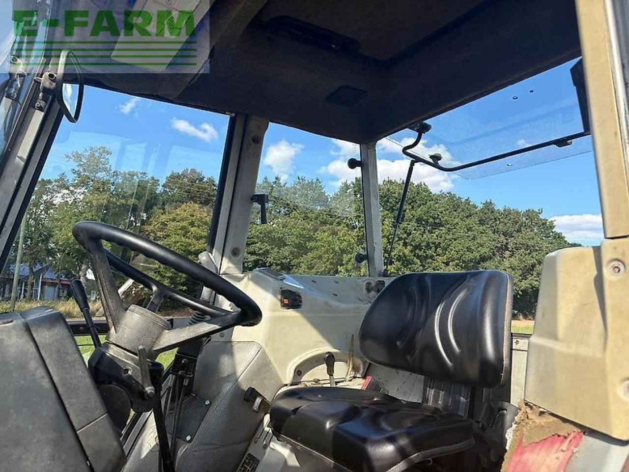 Massey Ferguson mf 362t - Tracteur agricole: photos 5 Massey Ferguson mf 362t - Tracteur agricole: photos 5