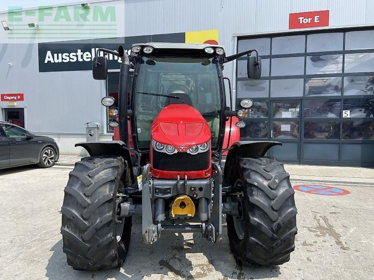 Massey Ferguson mf 5610 dyna-4 essential Essential - Tracteur agricole: photos 2 Massey Ferguson mf 5610 dyna-4 essential Essential - Tracteur agricole: photos 2