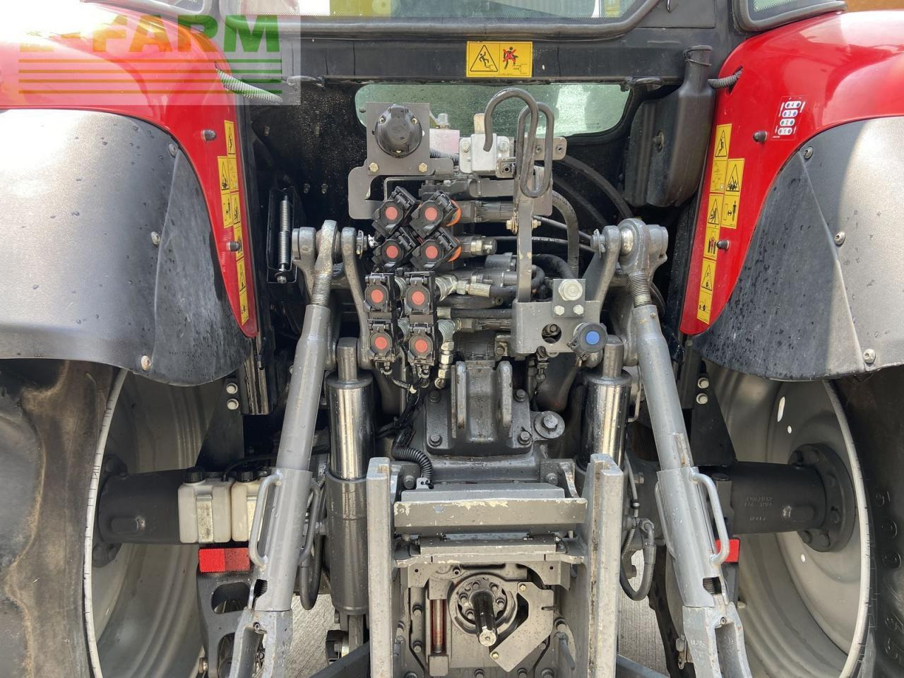 Massey Ferguson mf 5610 dyna-4 essential Essential - Tracteur agricole: photos 5 Massey Ferguson mf 5610 dyna-4 essential Essential - Tracteur agricole: photos 5