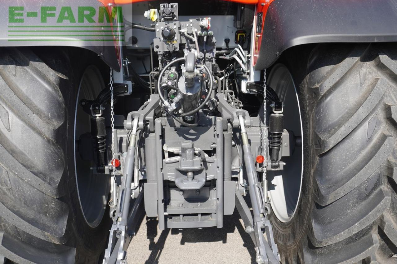 Massey Ferguson mf 7s.155 dyna-6 efficient Efficient - Tracteur agricole: photos 5 Massey Ferguson mf 7s.155 dyna-6 efficient Efficient - Tracteur agricole: photos 5