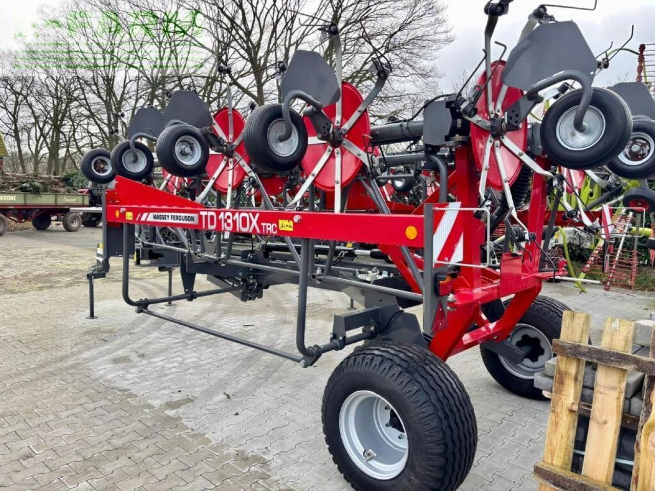 Massey Ferguson td 1310 x trc, wie neu ! - Faneuse: photos 2 Massey Ferguson td 1310 x trc, wie neu ! - Faneuse: photos 2