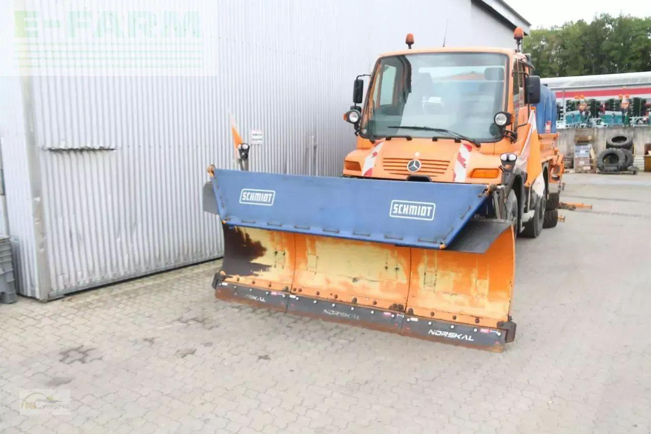 Mercedes-Benz unimog u 400 - Tracteur agricole: photos 2 Mercedes-Benz unimog u 400 - Tracteur agricole: photos 2