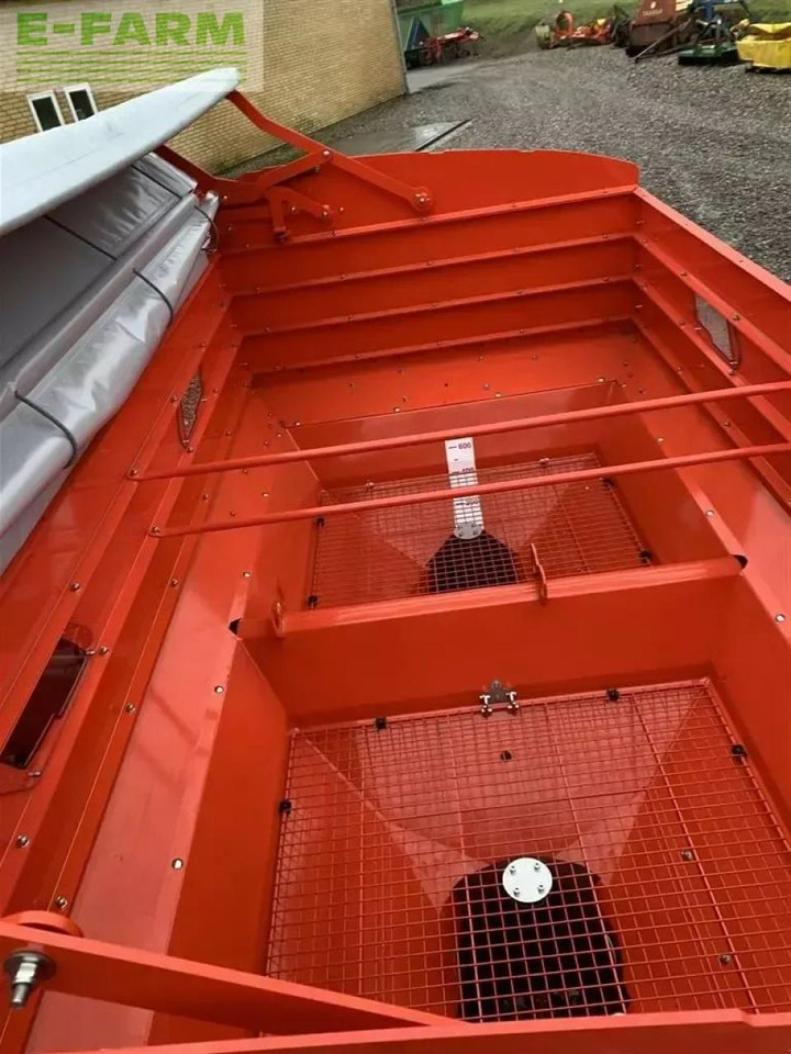 Mustang primo ew isotronic 320 - Distributeur d'engrais: photos 5 Mustang primo ew isotronic 320 - Distributeur d'engrais: photos 5