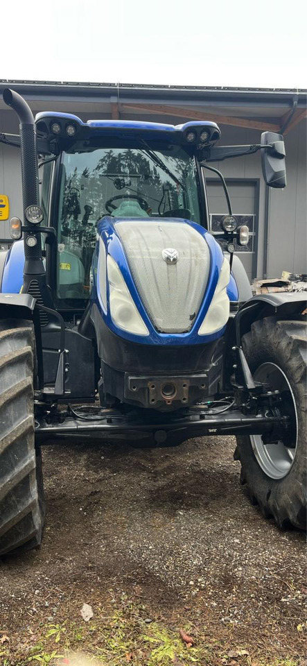 New Holland T6.180 SideWinder II SideWinder II - Tracteur agricole: photos 4 New Holland T6.180 SideWinder II SideWinder II - Tracteur agricole: photos 4