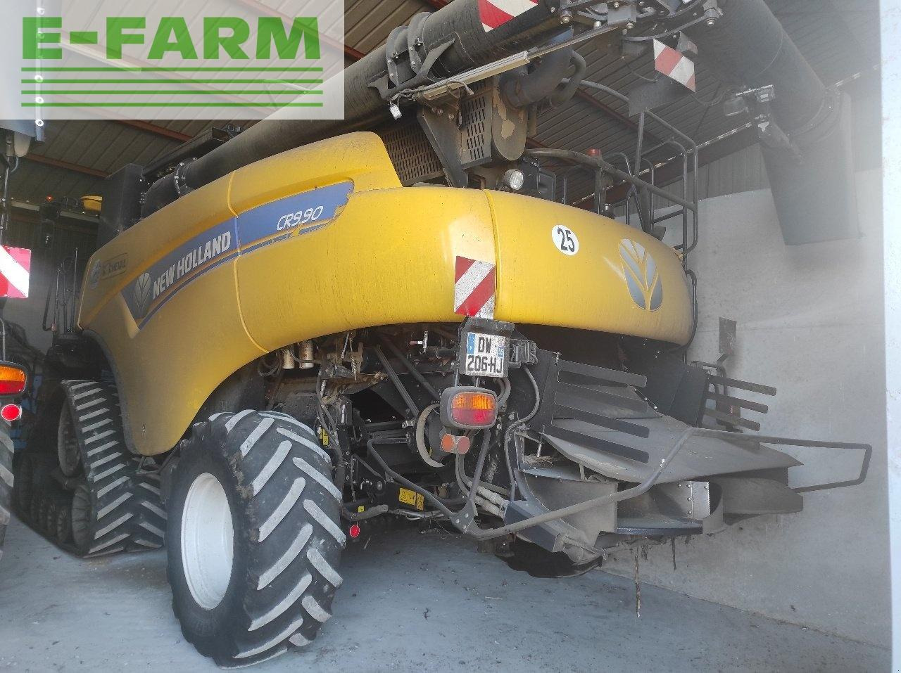 New Holland cr9.90 smart trax - Moissonneuse-batteuse: photos 1 New Holland cr9.90 smart trax - Moissonneuse-batteuse: photos 1