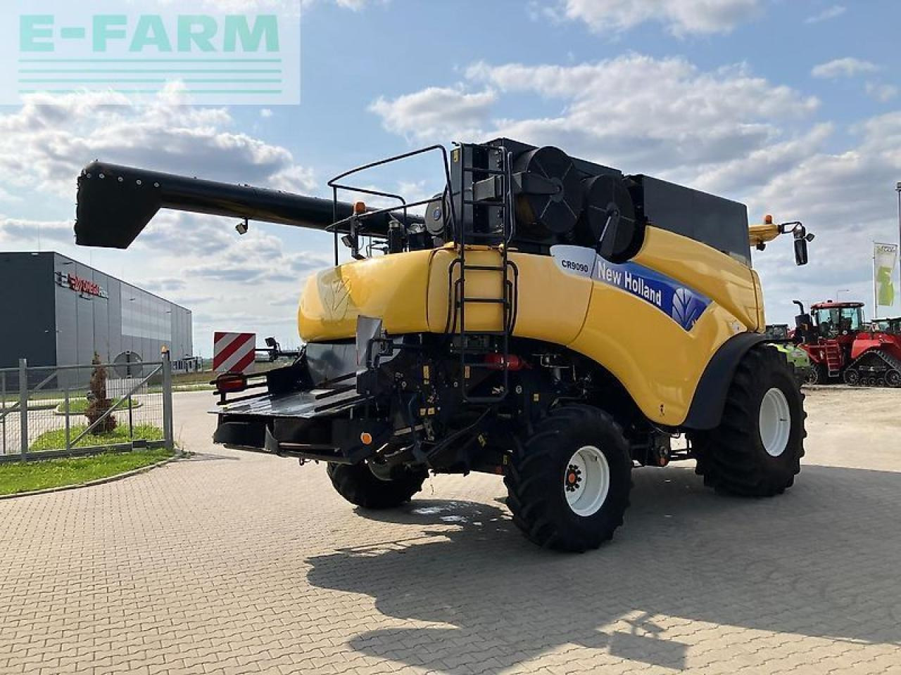 New Holland cr9090 - Moissonneuse-batteuse: photos 5 New Holland cr9090 - Moissonneuse-batteuse: photos 5