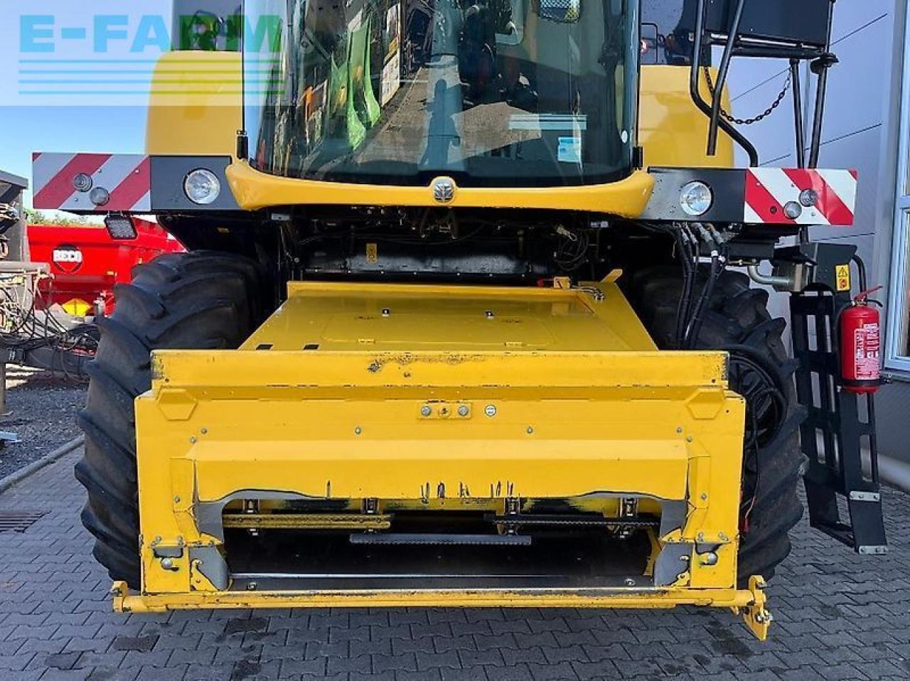 New Holland cx 6.90 - Moissonneuse-batteuse: photos 3 New Holland cx 6.90 - Moissonneuse-batteuse: photos 3