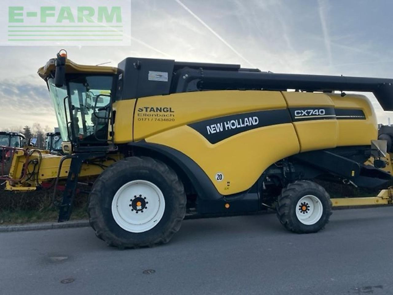 New Holland cx 740 - Moissonneuse-batteuse: photos 2 New Holland cx 740 - Moissonneuse-batteuse: photos 2