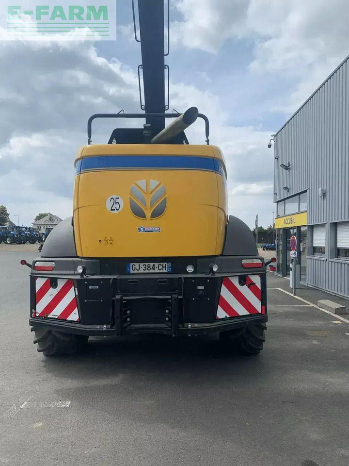 New Holland fr 480 - Ensileuse: photos 4 New Holland fr 480 - Ensileuse: photos 4