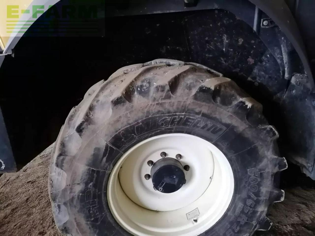 New Holland fr650 - Ensileuse: photos 3 New Holland fr650 - Ensileuse: photos 3