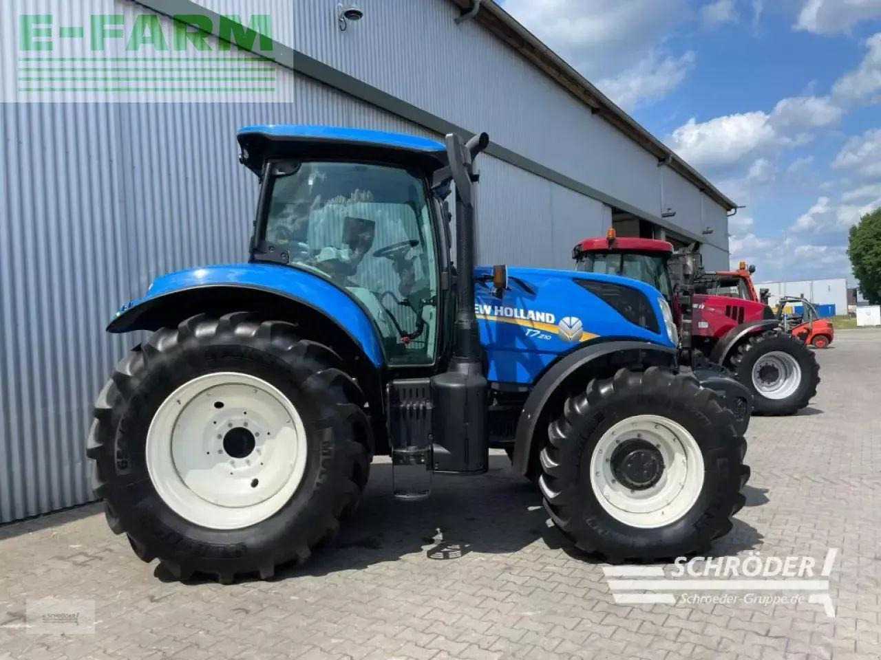 Tracteur agricole New Holland t 7.210: photos 8