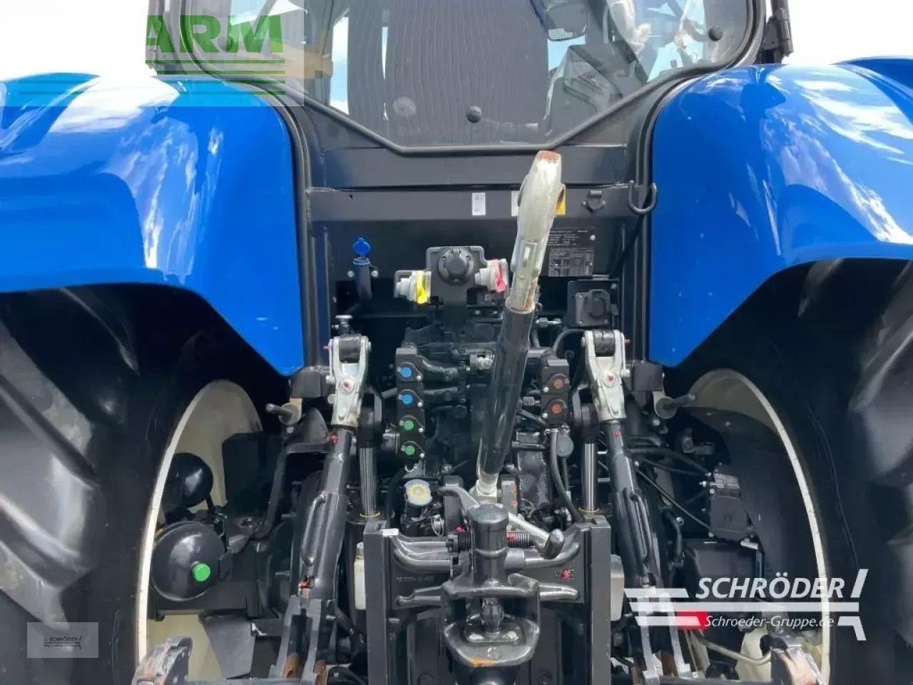 Tracteur agricole New Holland t 7.210: photos 23