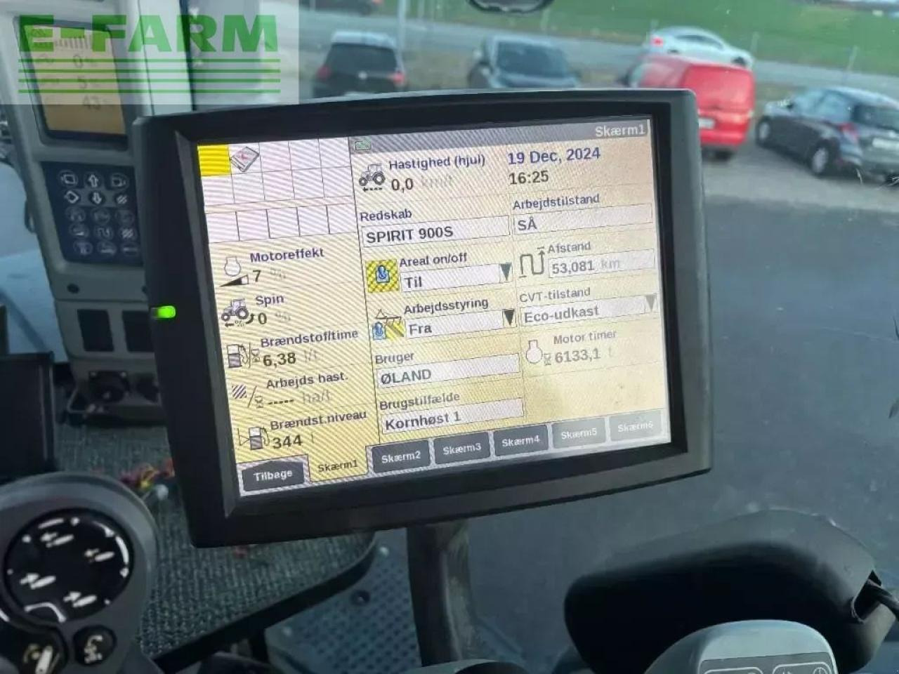 Tracteur agricole New Holland t 8.410: photos 15