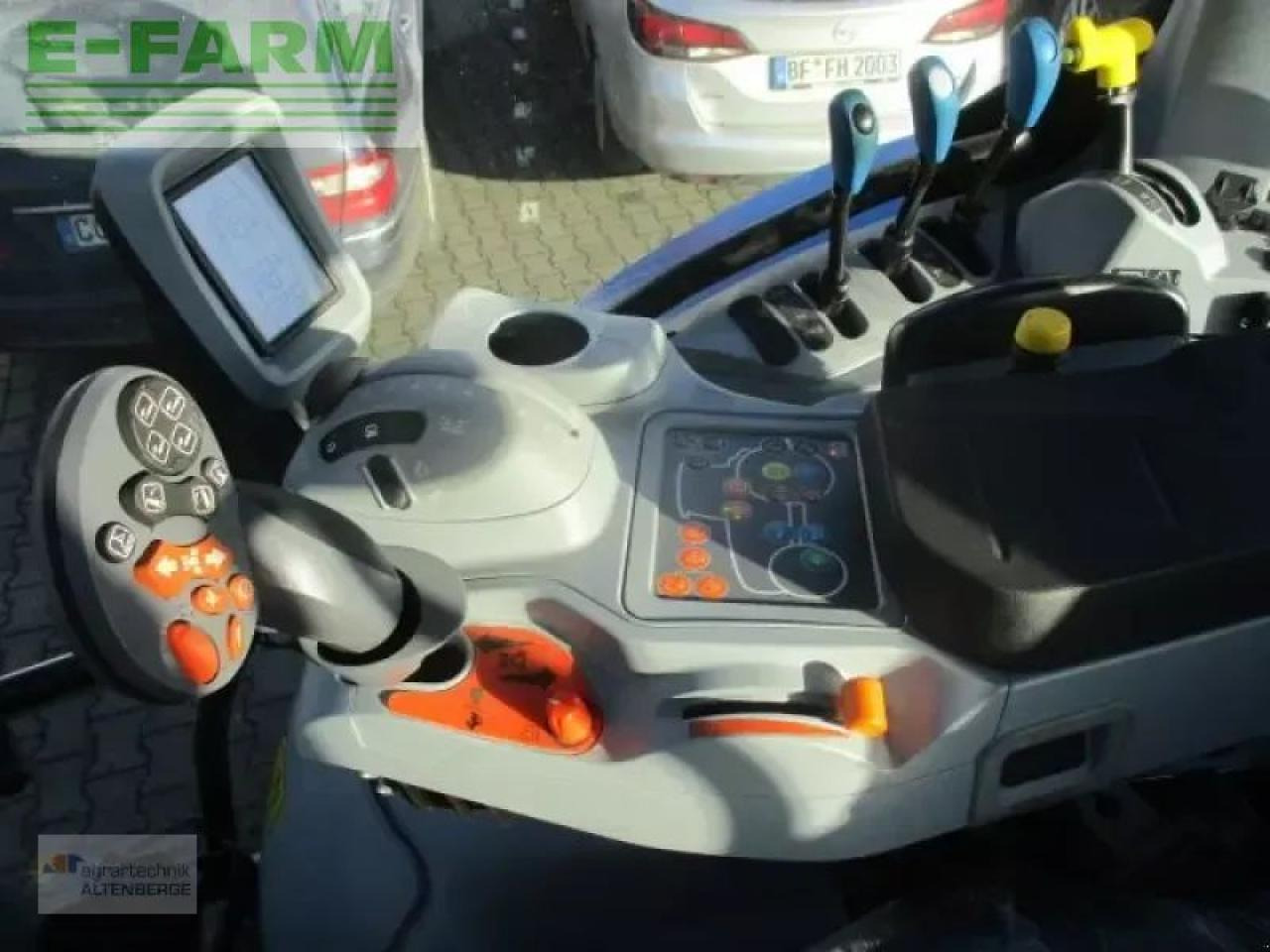 Tracteur agricole New Holland t5.110 dynamic command: photos 6