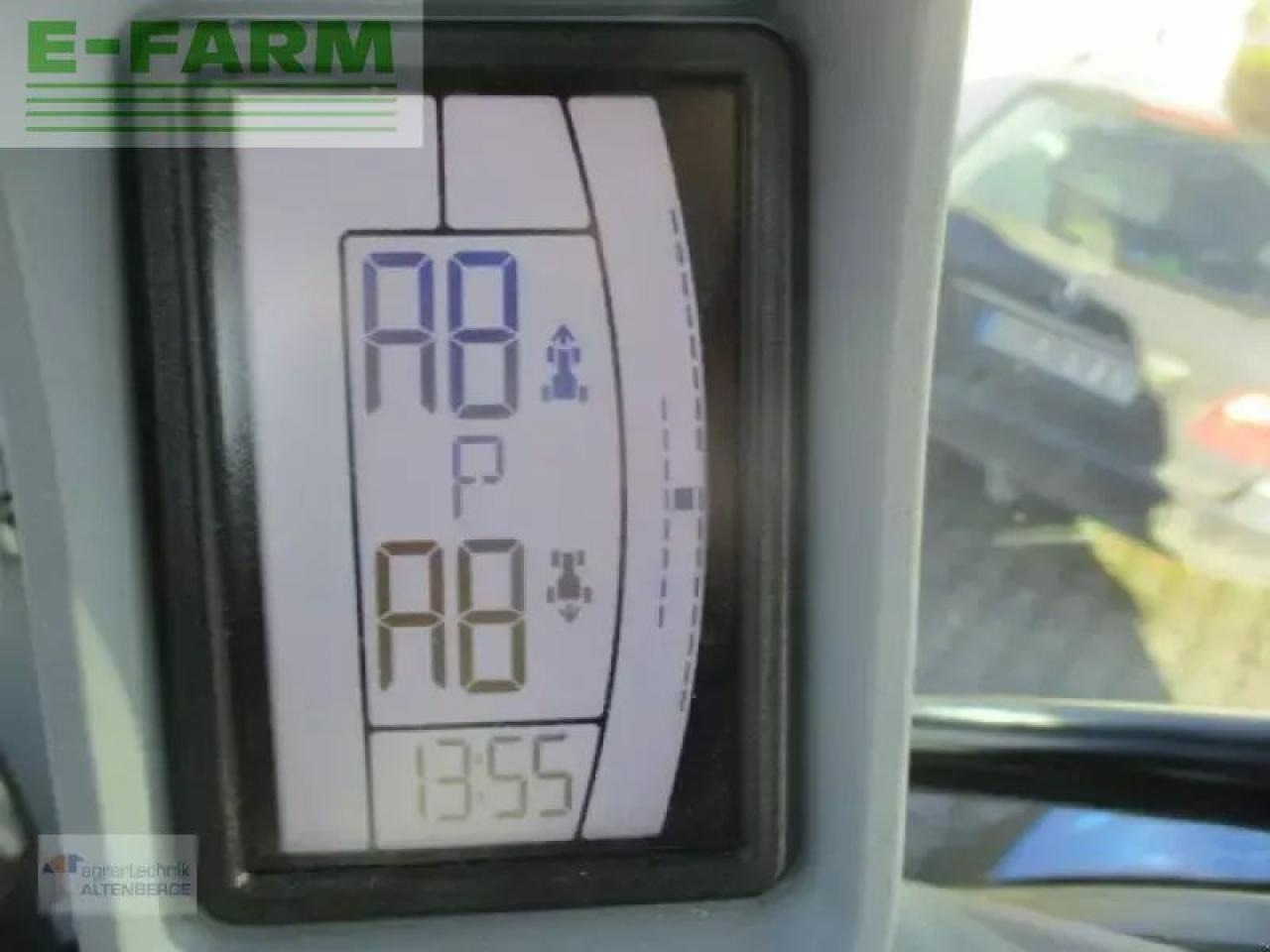 Tracteur agricole New Holland t5.110 dynamic command: photos 7
