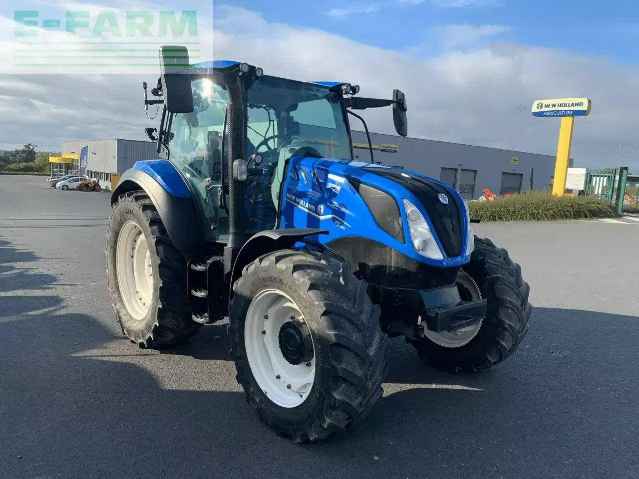 New Holland t5.120 dynamic command - Tracteur agricole: photos 2 New Holland t5.120 dynamic command - Tracteur agricole: photos 2