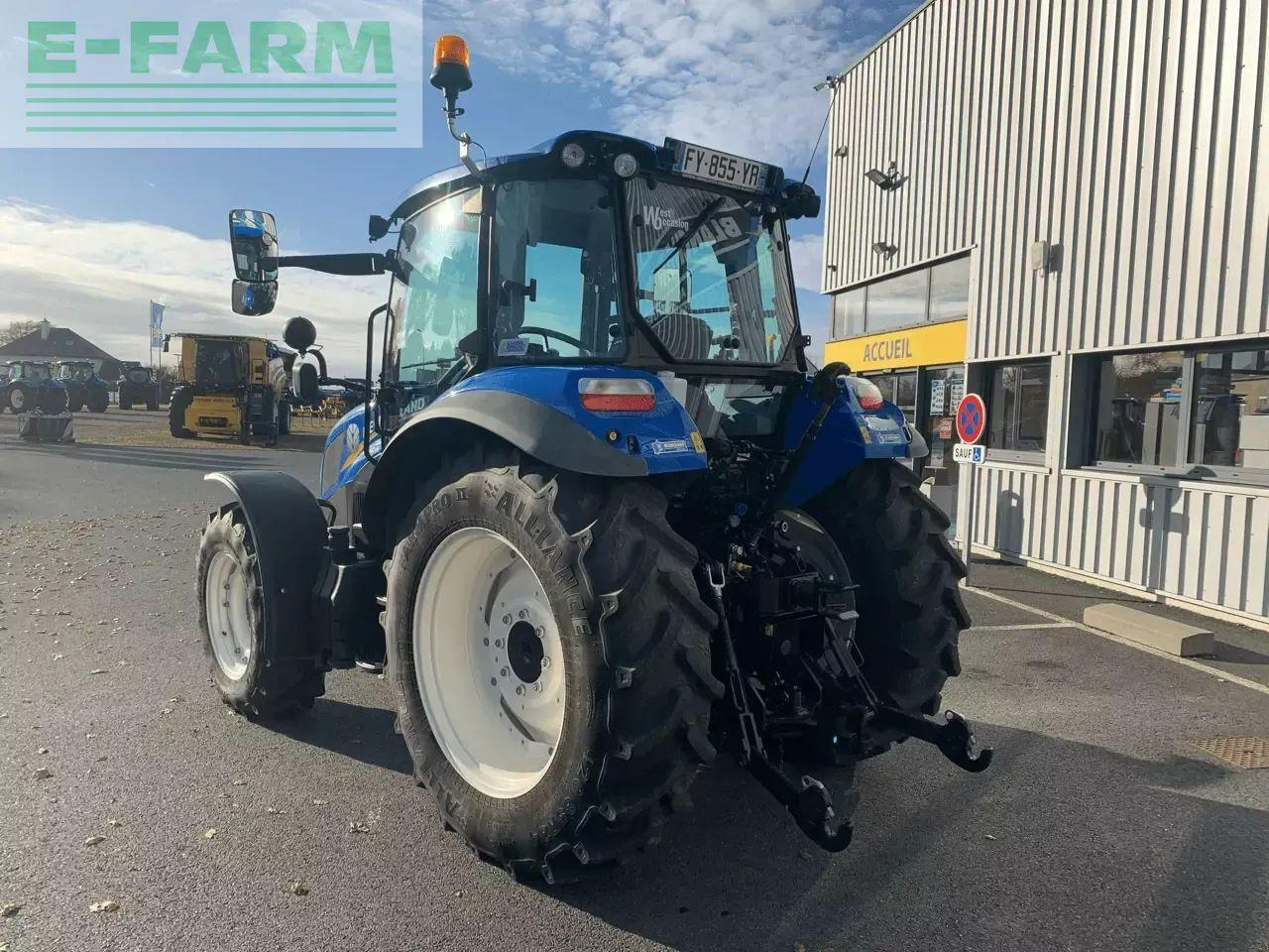 New Holland t5 85 - Tracteur agricole: photos 3 New Holland t5 85 - Tracteur agricole: photos 3