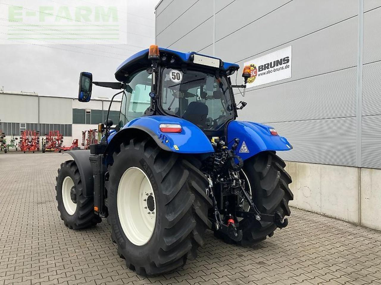New Holland t6.180 dc methane power Methane Power - Tracteur agricole: photos 4 New Holland t6.180 dc methane power Methane Power - Tracteur agricole: photos 4