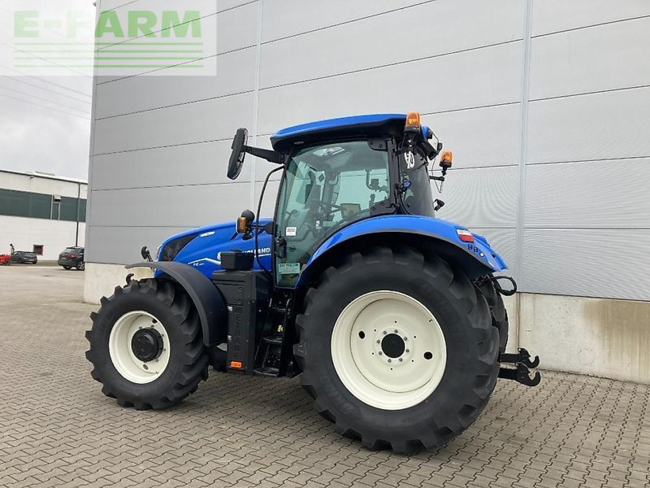 New Holland t6.180 dc methane power Methane Power - Tracteur agricole: photos 3 New Holland t6.180 dc methane power Methane Power - Tracteur agricole: photos 3