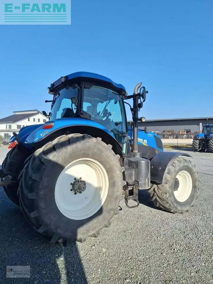 New Holland t7.210 ac - Tracteur agricole: photos 2 New Holland t7.210 ac - Tracteur agricole: photos 2