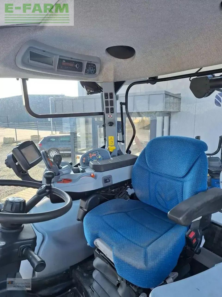 New Holland t7.210 ac - Tracteur agricole: photos 5 New Holland t7.210 ac - Tracteur agricole: photos 5