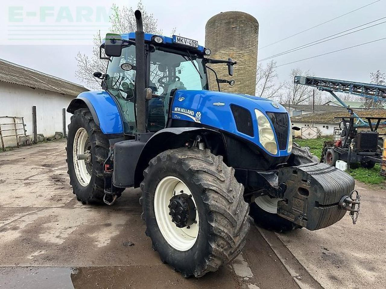 New Holland t7.270 - Tracteur agricole: photos 3 New Holland t7.270 - Tracteur agricole: photos 3