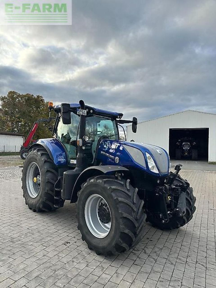 New Holland t7.270 - Tracteur agricole: photos 1 New Holland t7.270 - Tracteur agricole: photos 1