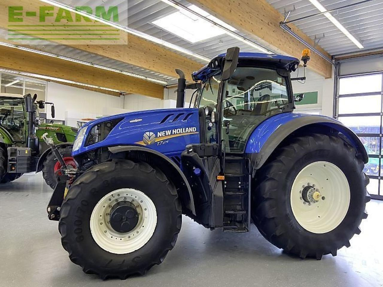 New Holland t7.275 - Tracteur agricole: photos 3 New Holland t7.275 - Tracteur agricole: photos 3