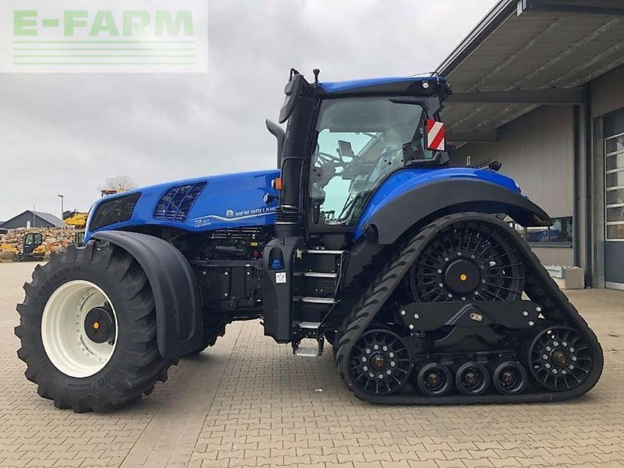 New Holland t8.410 plmi ultracommand track - Tracteur agricole: photos 5 New Holland t8.410 plmi ultracommand track - Tracteur agricole: photos 5